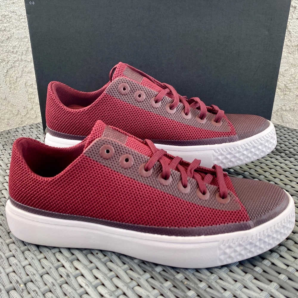 Converse CTAS Modern Ox Low Top Sneaker